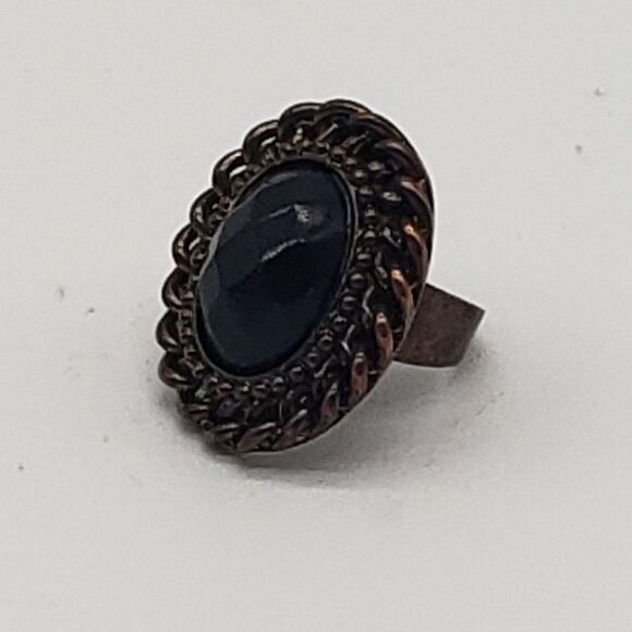 𝅺Claire's Chain Link Black Faux Gem Netted Choker & Vintage Faux Black Gem Ring - Picture 3 of 16